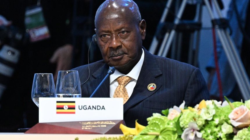 Perdre du poids : voici les secrets du président ougandais.