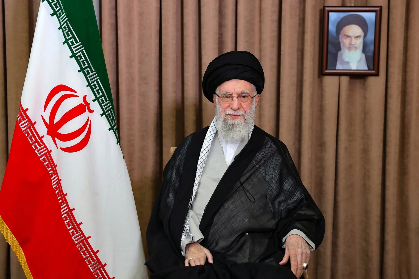 Iran/ Obsèques De Ali  Khamenei, Entre Gloire à Un Héros Ou Adieu à Un Tyran?