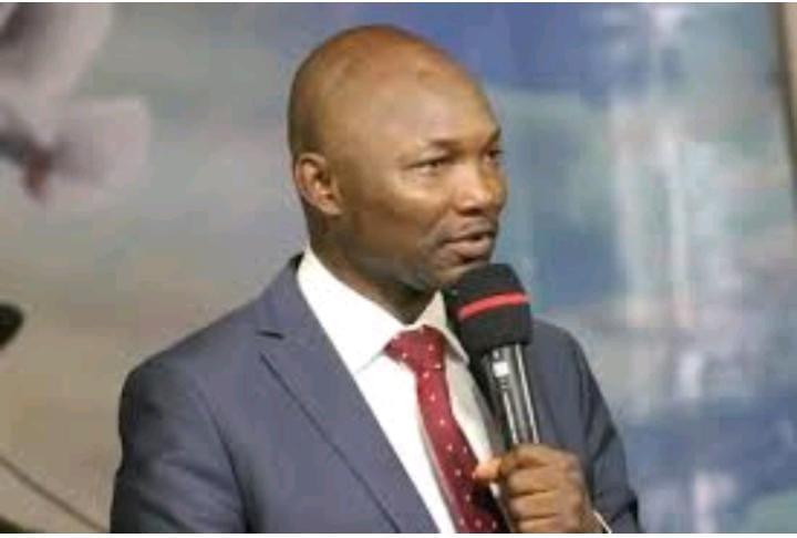 Prophète Ithiel Dossou : Après Une Maladie, Miraculé Par La Louange