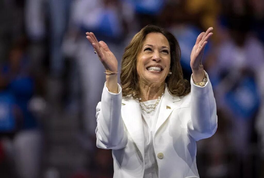 Kamala Harris : Une Bougie De Plus Avant…