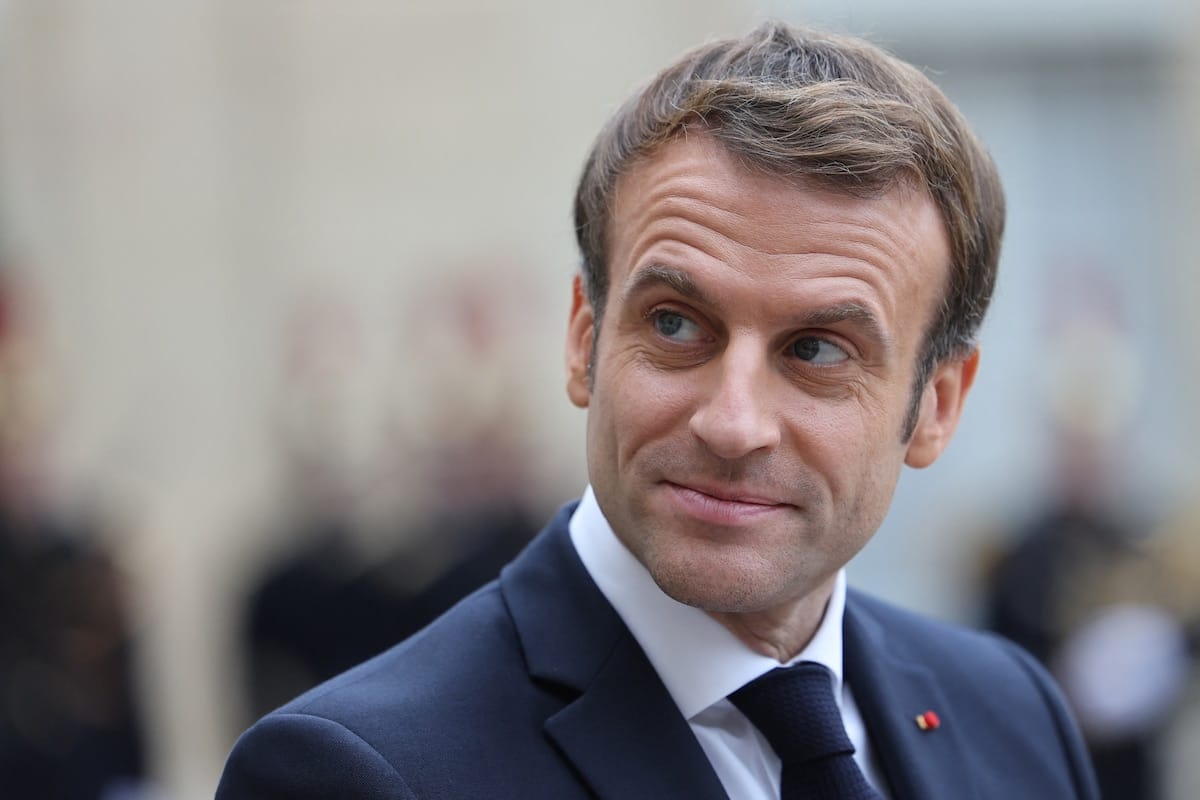 Thiaroye : 80 Ans Après Le Massacre D&rsquo;Africains Par L&rsquo;armée Française, Le Petit Geste De Macron