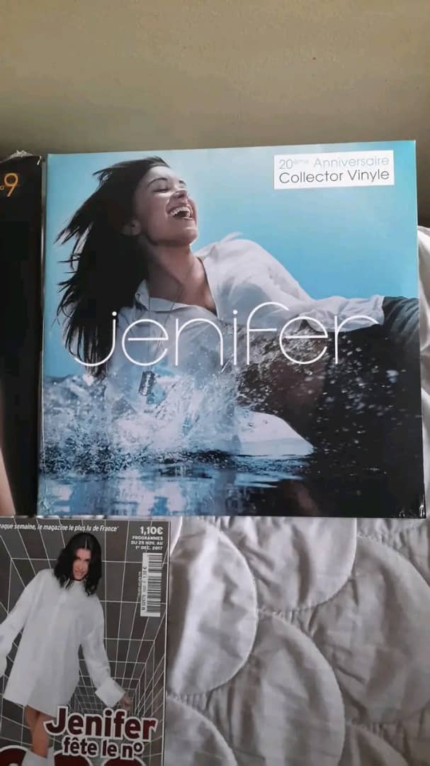 « C’est ton petit frère » : Jenifer étonnée par la ressemblance entre…