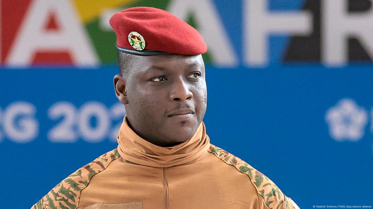 Burkina : Pour Aller En Russie, Pourquoi Un Avion Spécial À Ibrahim Traoré Envoyé Par Poutine?