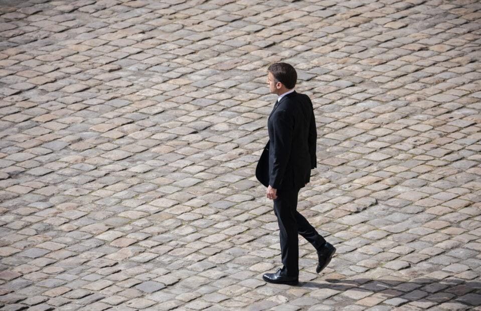 France/Sans Gouvernement : Macron, Le Début De La Fin De Son Mandat Face Aux Risques Calculés ?
