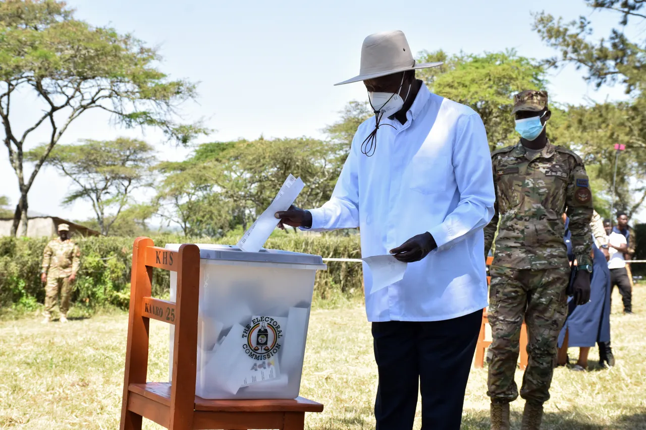 Ouganda/Présidentielle: Colère Du Président Museveni Suite à La Panne De L'appareil Biométrique Lors De Son Vote