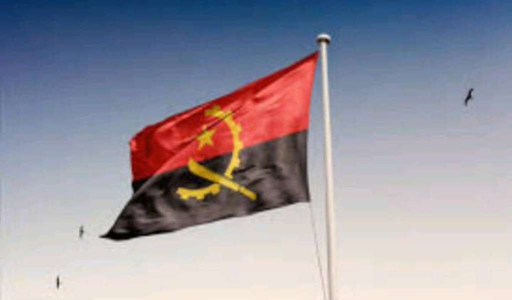 Angola/50 Ans D'indépendance : Entre Mémoire, Enjeux Politiques Et Défis Economiques