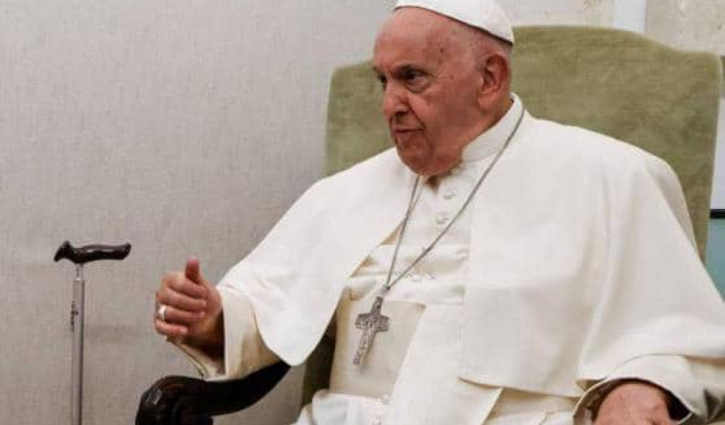 Sommet G7 : Appel du Pape Contre Les Armes Létales