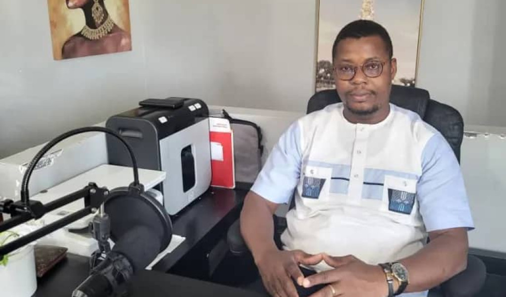 Abidjan : Hugues, La Nuit Du 9 au 10 Hors De L'hôtel. Pourquoi ? Réponse D'un Ivoirien Bon Samaritain