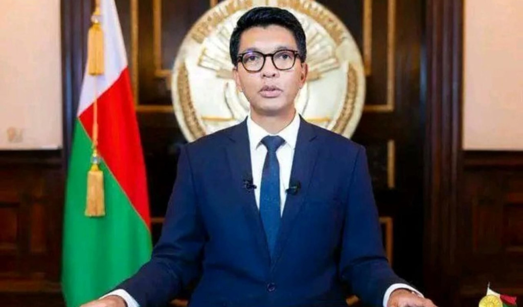 Madagascar : L'Ex DJ Devenu Président De La République Sans Le Son De L'eau Dans Sa Playlist